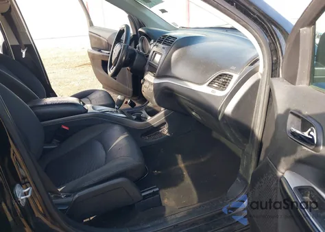 2019 Dodge Journey Se Value Package from USA, damaged, VIN 3C4PDCAB6KT749718